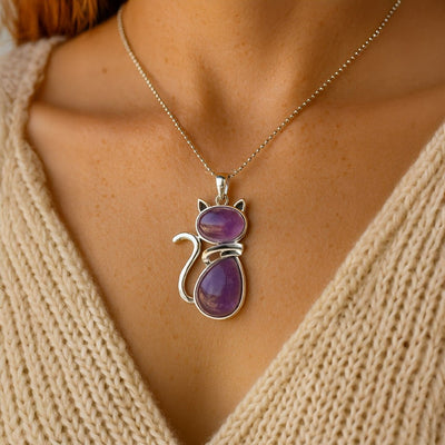 Cat Pendant in Natural Stone - SPIRAD