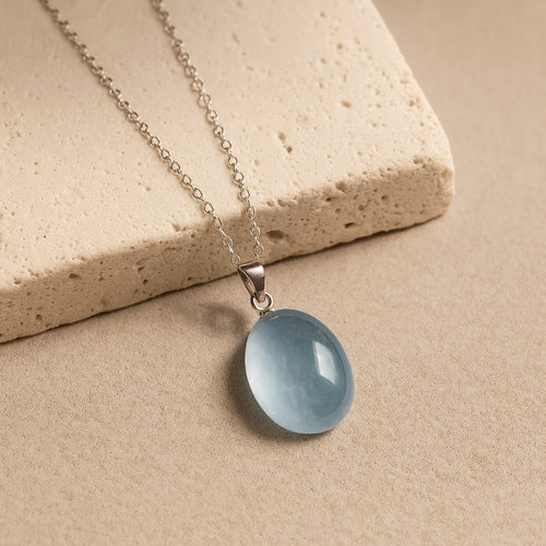 “Deep Calm” Pendant in Aquamarine