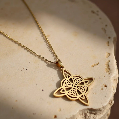 “Eternal Protection” Pendant in Witch’s Knot