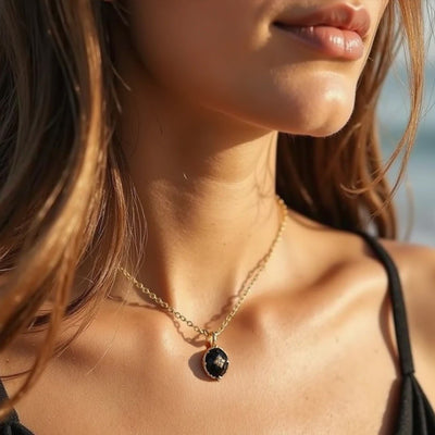 “Nocturnal Mystery” Pendant in Black Agate - SPIRAD