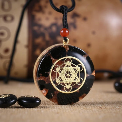 Orgonite Pendant “Metatron’s Power” in Obsidian & Garnet - SPIRAD