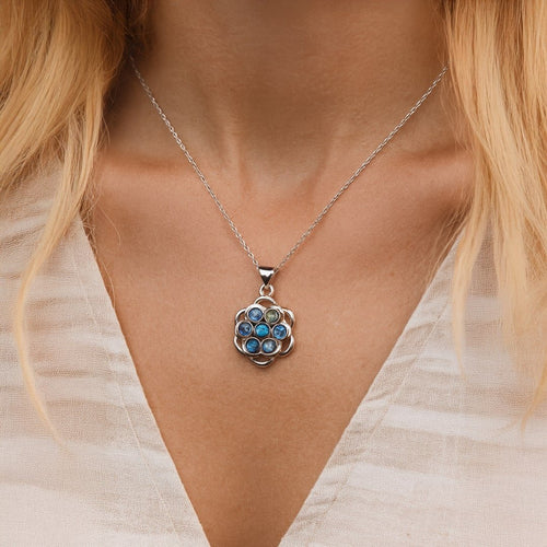 Rotating Anti-Stress Flower Pendant in Labradorite